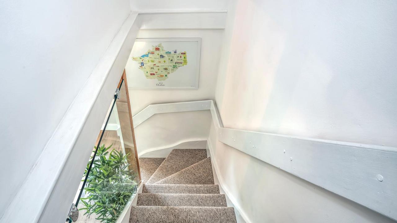 Modern 3-Bed House On Tarporley High Street Villa Ngoại thất bức ảnh